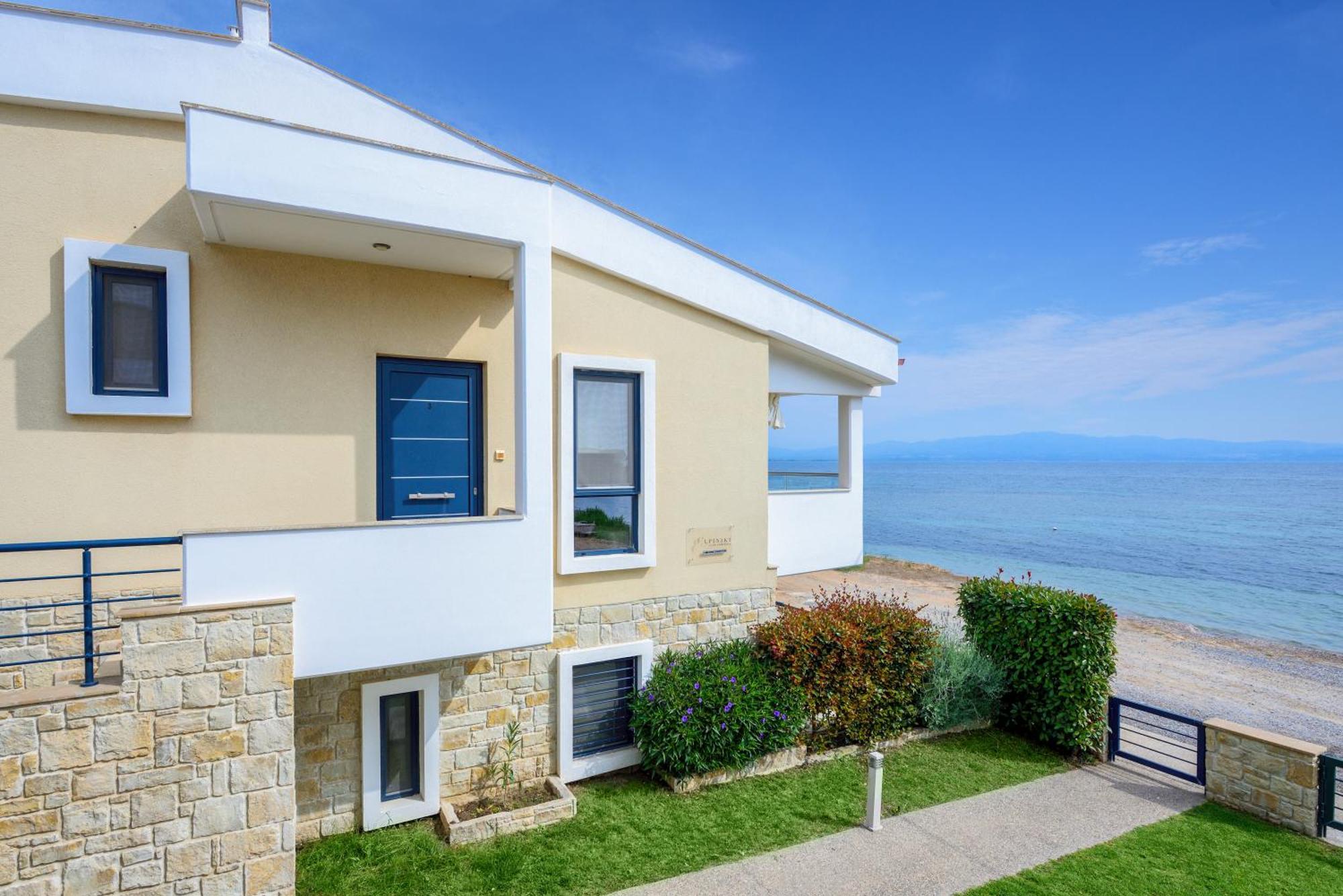 Elpiniki Luxury Apartments Nea Poteidaia Dış mekan fotoğraf