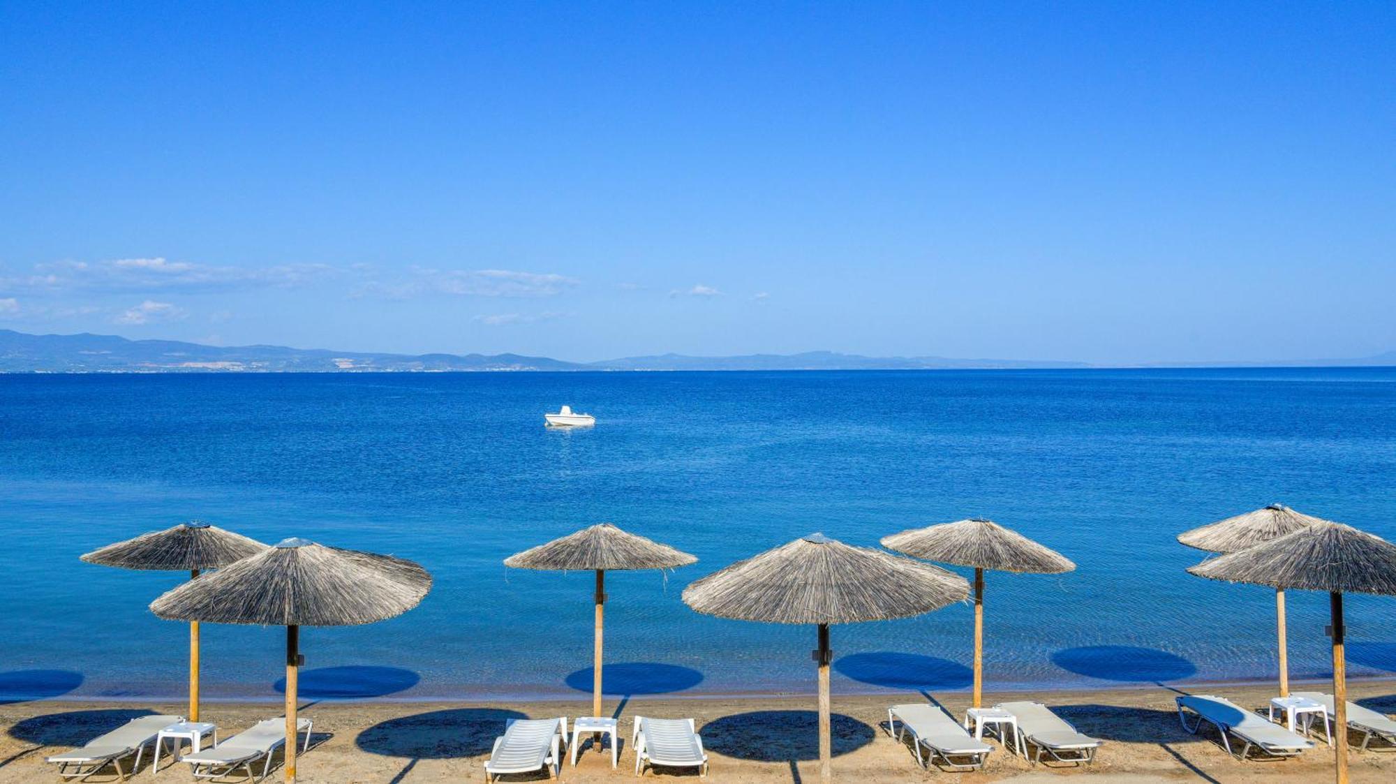 Elpiniki Luxury Apartments Nea Poteidaia Dış mekan fotoğraf