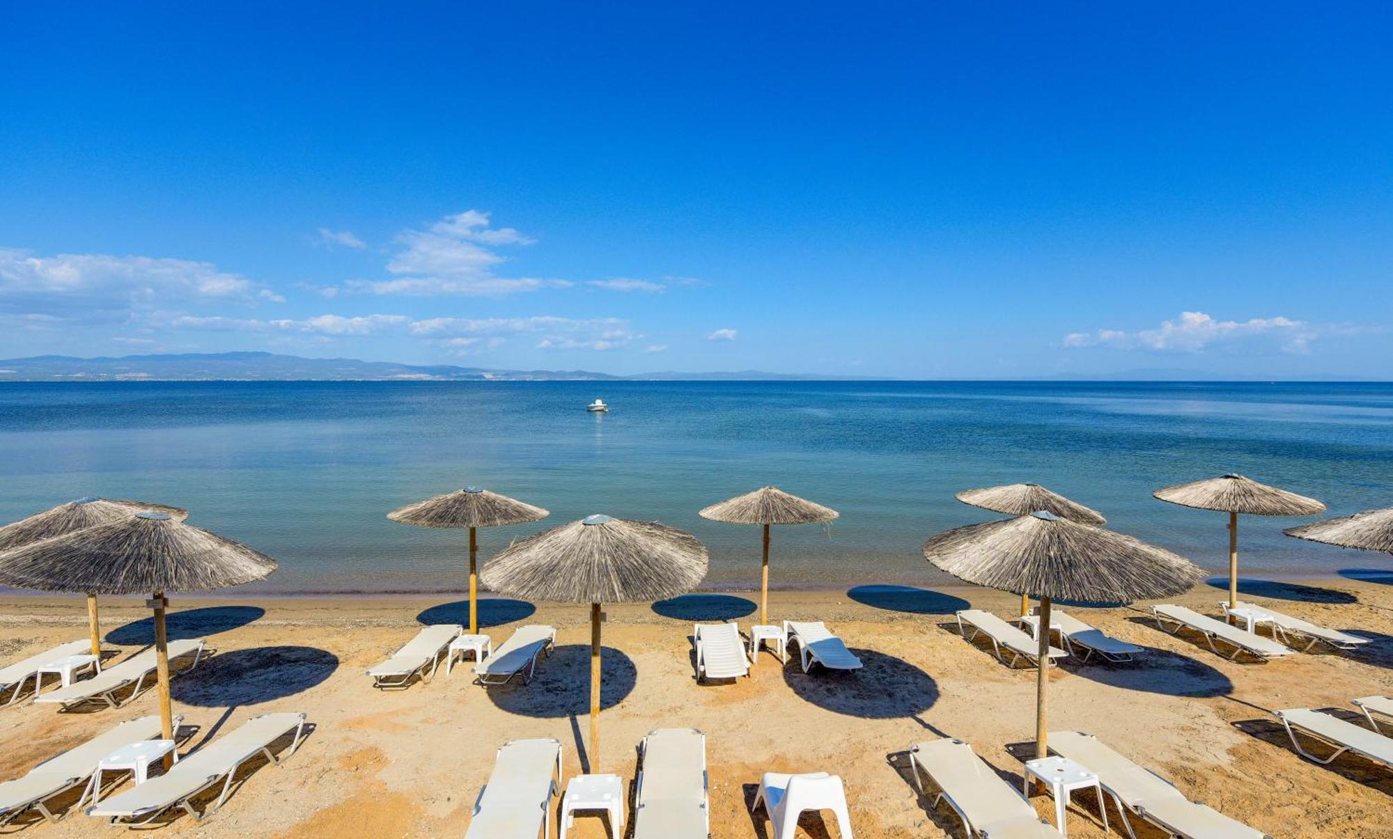 Elpiniki Luxury Apartments Nea Poteidaia Dış mekan fotoğraf
