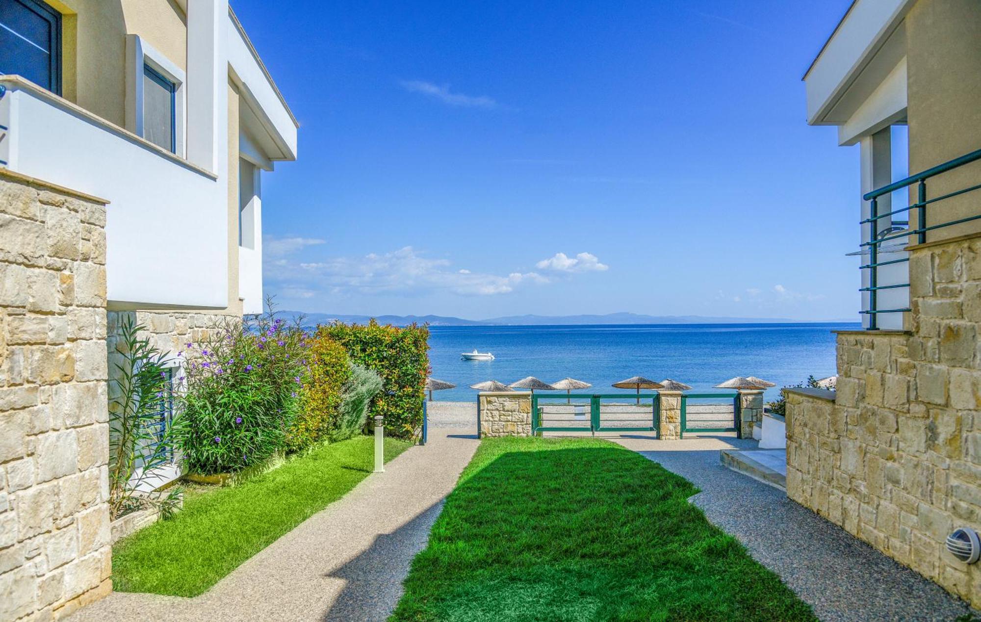 Elpiniki Luxury Apartments Nea Poteidaia Dış mekan fotoğraf