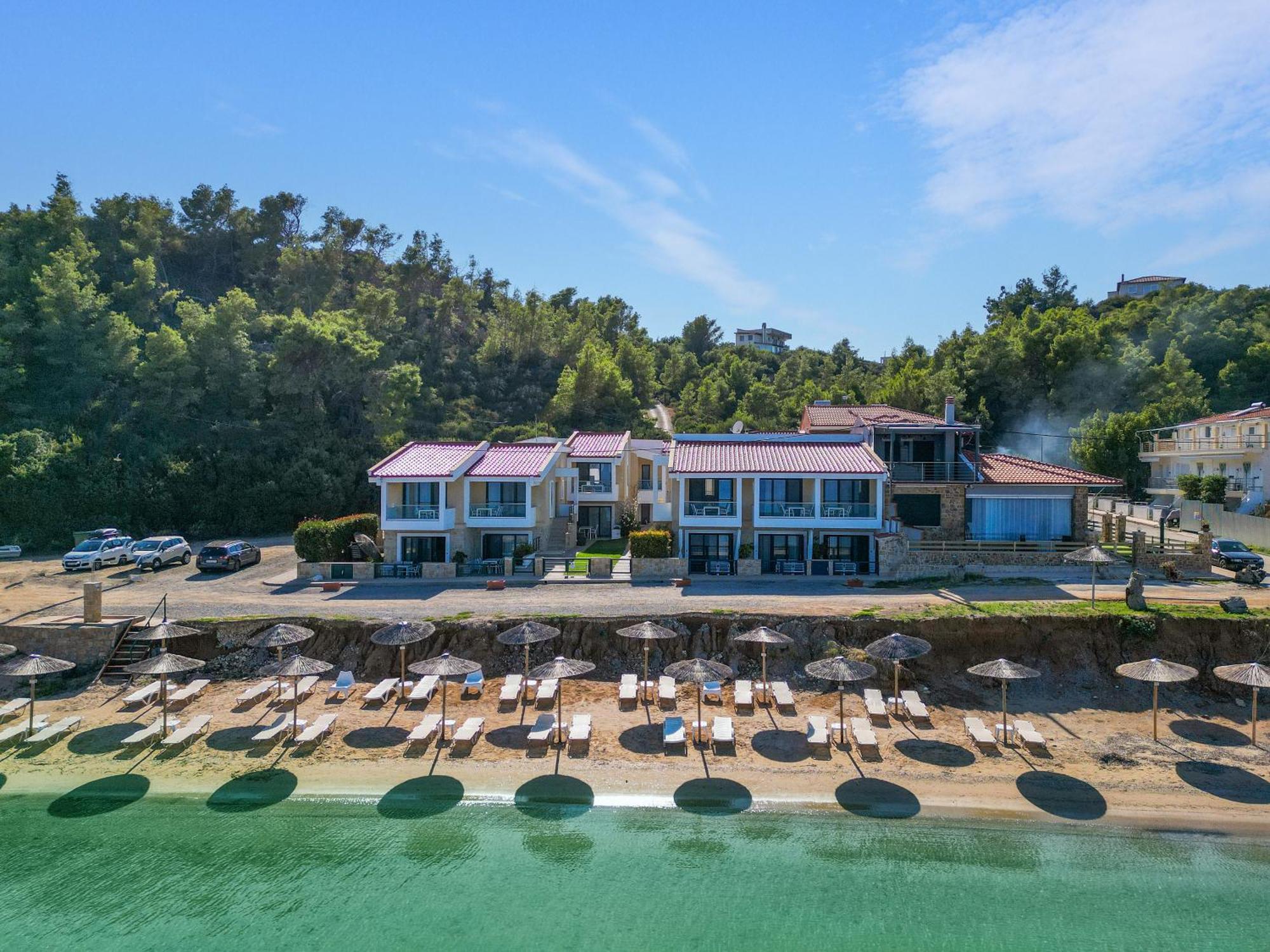 Elpiniki Luxury Apartments Nea Poteidaia Dış mekan fotoğraf